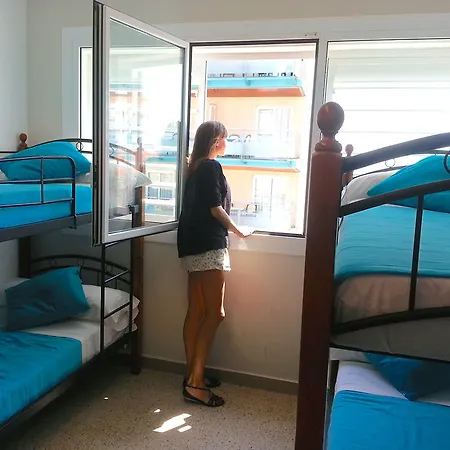 Estrella De Mar Youth Hostal