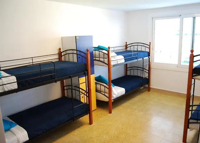 Estrella De Mar Youth Hostel